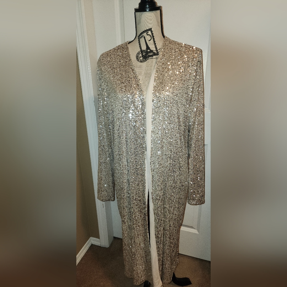 NWT Ricki's Gold Sequined With Cream Fabric Lined Open Front Tunic Cardigan